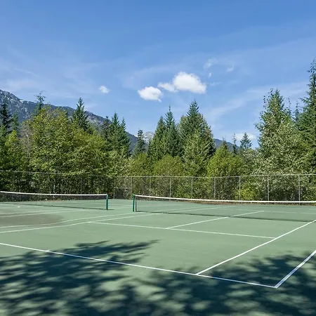 Ubc Whistler Lodge-2